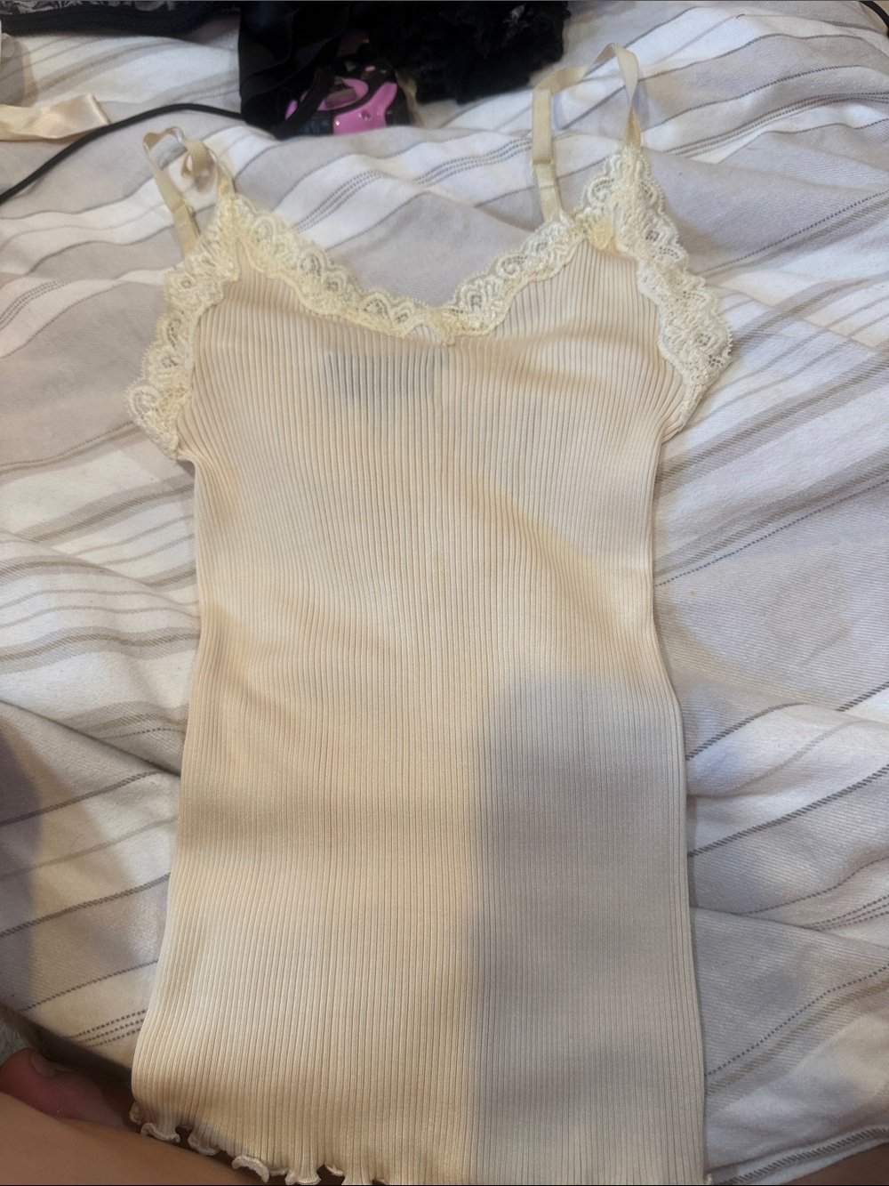 BCBGMaxAzria Ivory Ribbed Lace-Trim Cami
